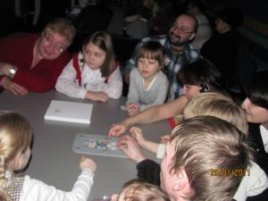 Фото к Финал конкурса детского рисунка «Мои папа и мама работают в НИАЭП»