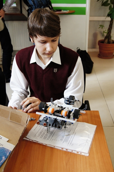 Фото к Ярмарка роботов