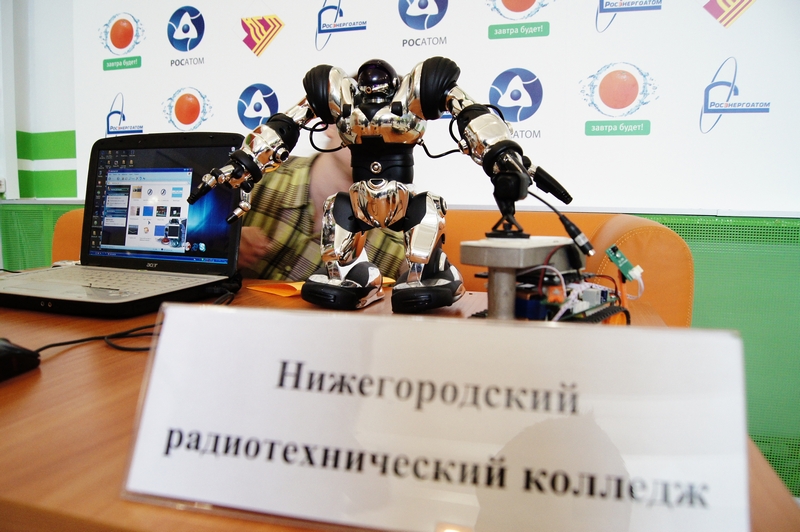 Фото к Ярмарка роботов