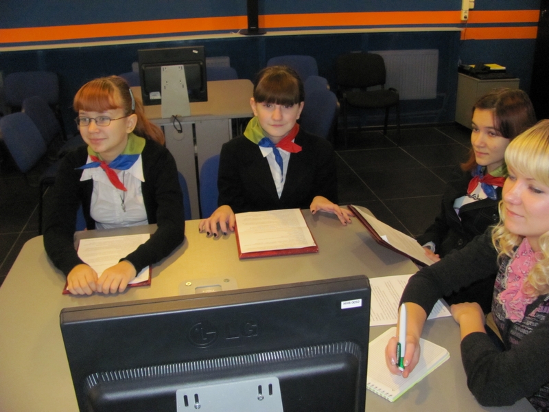 Фото к Круглый стол «Экология и Мы»