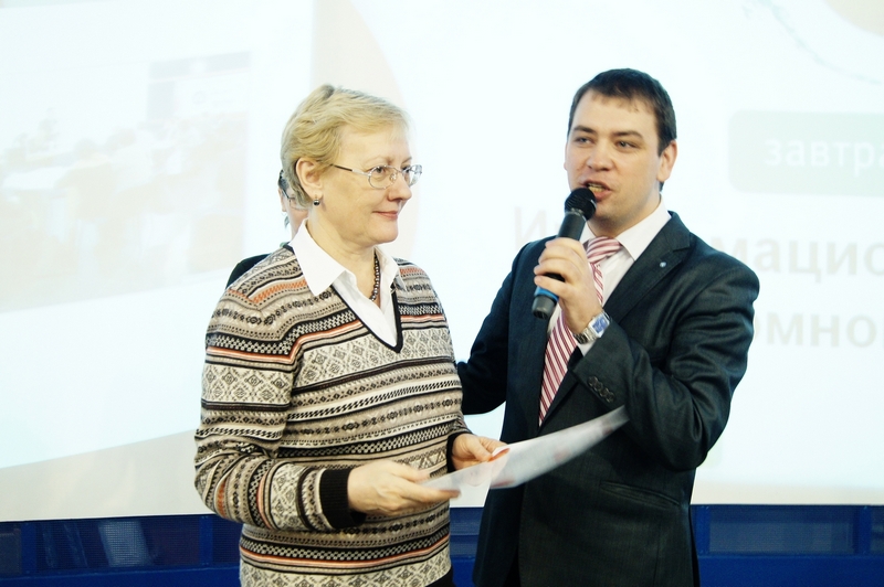 Фото к В кругу друзей, коллег, партнеров