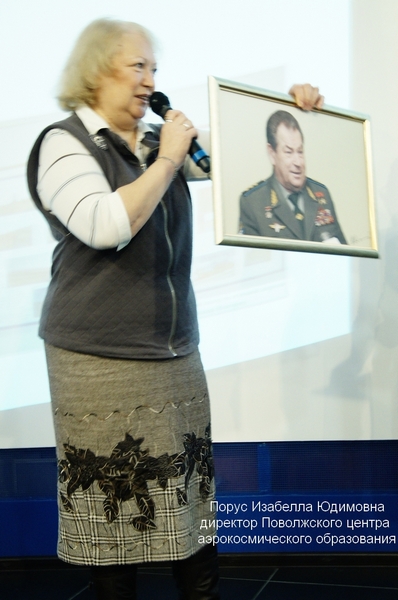 Фото к В кругу друзей, коллег, партнеров