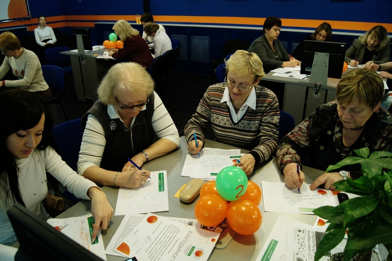 Фото к В кругу друзей, коллег, партнеров