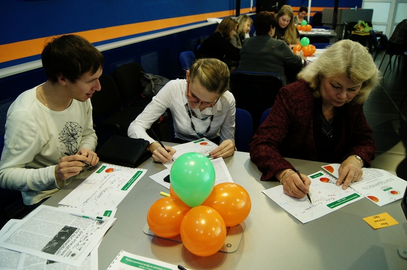 Фото к В кругу друзей, коллег, партнеров