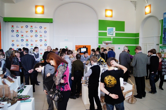 Фото к «Творчество юных – любимому городу»