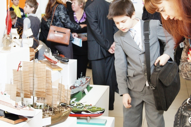 Фото к «Творчество юных – любимому городу»