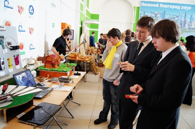 Фото к «Творчество юных – любимому городу»