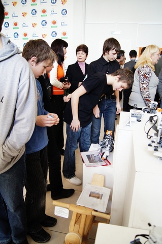 Фото к «Творчество юных – любимому городу»