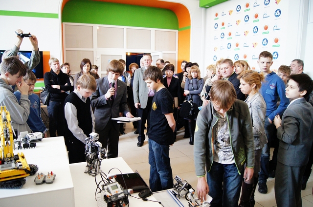 Фото к «Творчество юных – любимому городу»