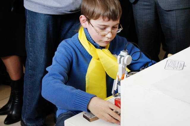 Фото к «Творчество юных – любимому городу»