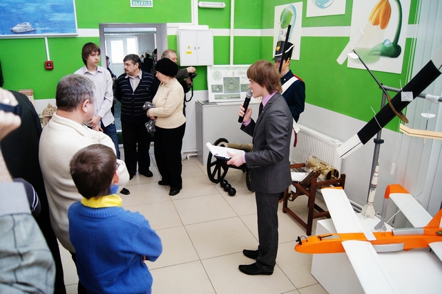 Фото к «Творчество юных – любимому городу»