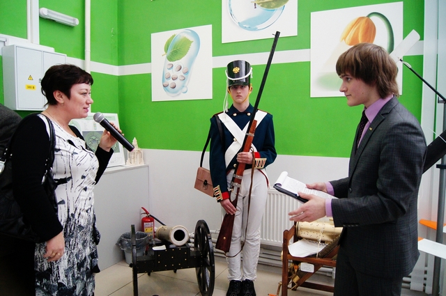 Фото к «Творчество юных – любимому городу»