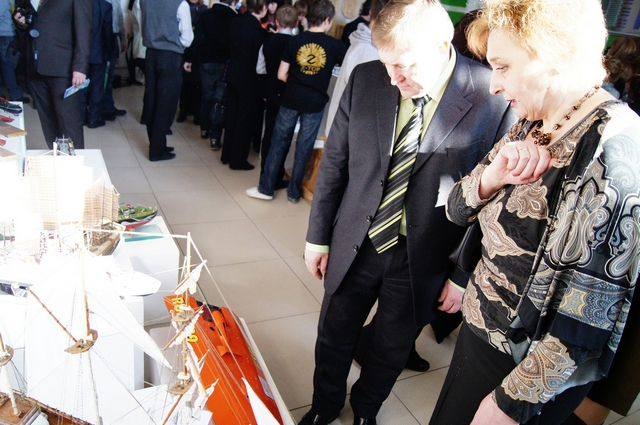 Фото к «Творчество юных – любимому городу»