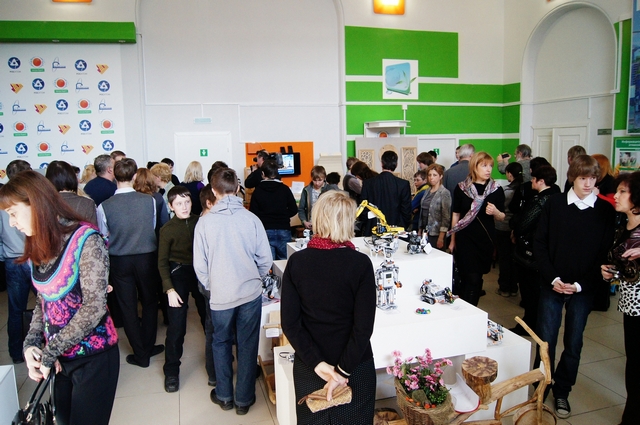 Фото к «Творчество юных – любимому городу»