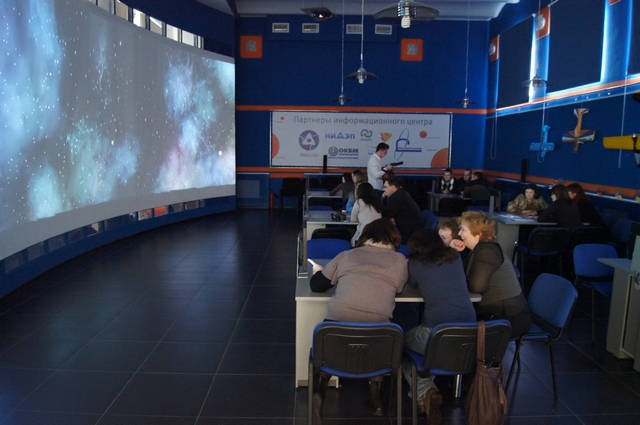 Фото к Департамент коммуникаций провел обучающий семинар  «Корпоративное радиовещание» 