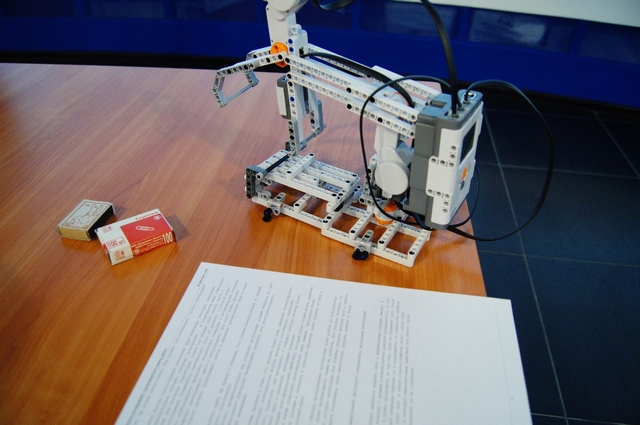 Фото к Поколение робототехники