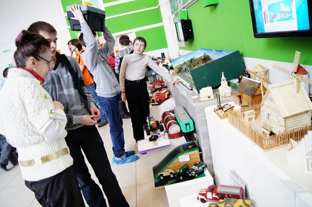 Фото к Поколение робототехники