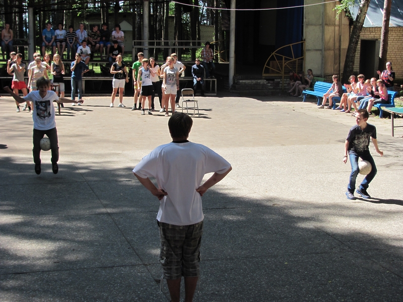 Фото к «Удивительные дети атомного века»