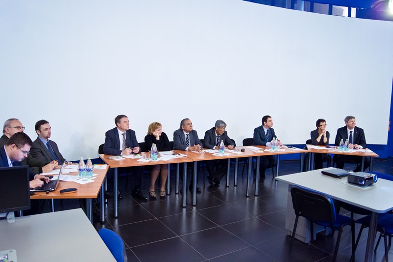 Фото к В Нижегородском ИЦАО состоялся круглый стол «Взаимодействие информационных центров по атомной энергии с профильными университетами и предприятиями атомной отрасли»