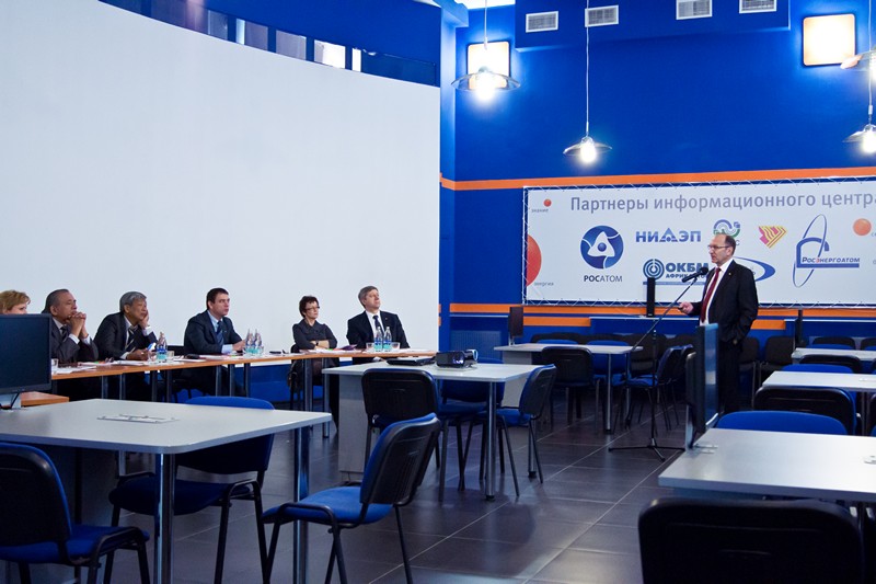 Фото к В Нижегородском ИЦАО состоялся круглый стол «Взаимодействие информационных центров по атомной энергии с профильными университетами и предприятиями атомной отрасли»