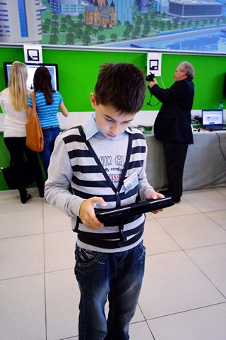 Фото к II Городская ярмарка по робототехнике состоялась в Нижегородском информационном центре по атомной энергии города Нижнего Новгорода