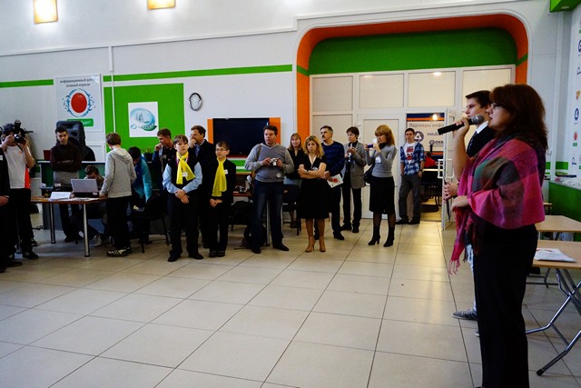 Фото к II Городская ярмарка по робототехнике состоялась в Нижегородском информационном центре по атомной энергии города Нижнего Новгорода