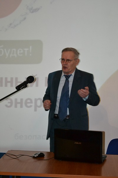 Фото к Семинар практикум в рамках областного конкурса «Юные конструкторы и исследователи»