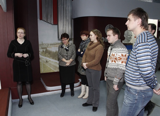 Фото к Информационный центр в гостях у «ОКБМ Африкантова»