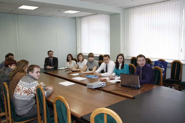 Фото к Информационный центр в гостях у «ОКБМ Африкантова»