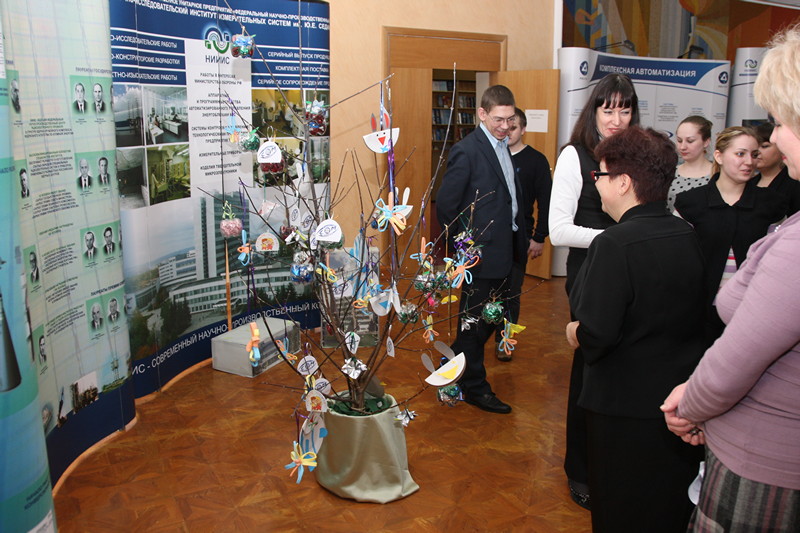 Фото к Информационный центр в гостях у НИИИС им. Ю. Е. Седакова