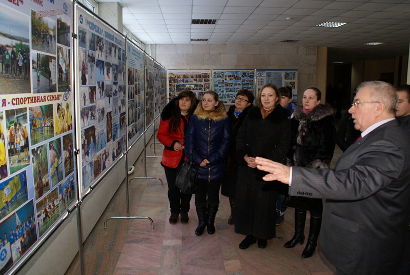 Фото к Информационный центр в гостях у НИИИС им. Ю. Е. Седакова