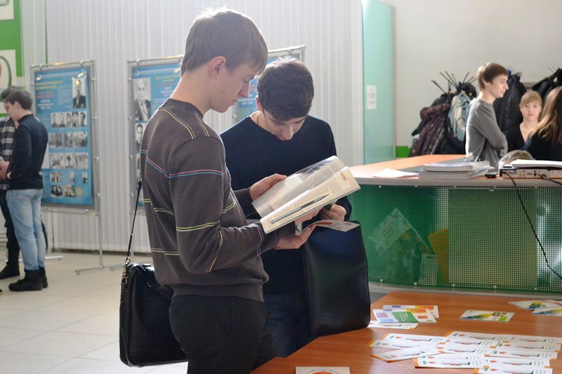 Фото к Суперкомпьютерные технологии и имитационное моделирование