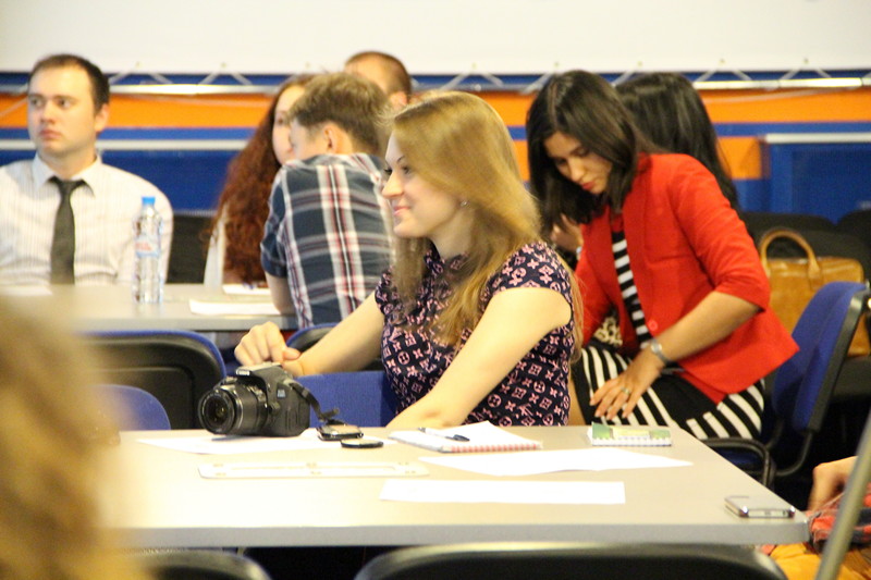 Фото к Журналистика для брендов и людей