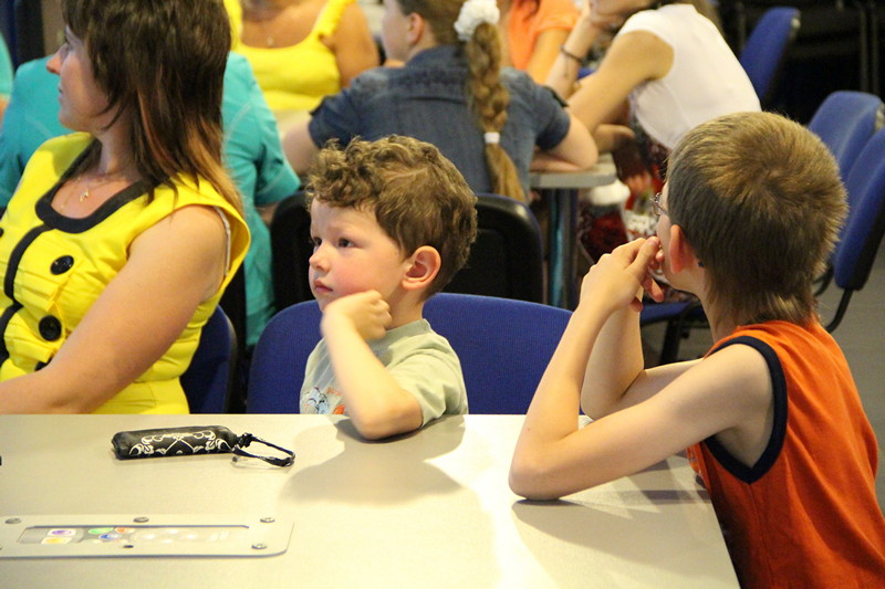 Фото к Дети рисуют мечту