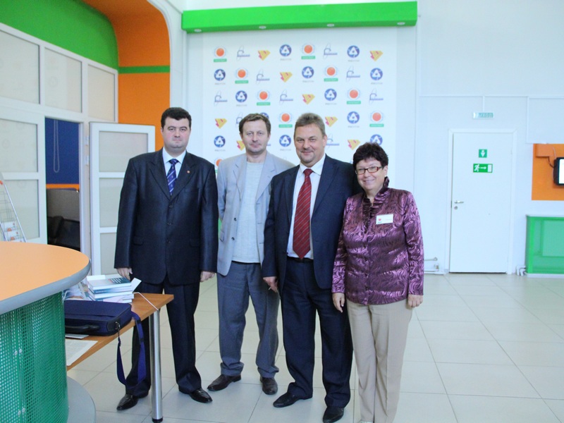 Фото к Презентация книги в ИЦАЭ