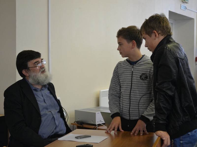 Фото к Место встречи — «Лазурный»