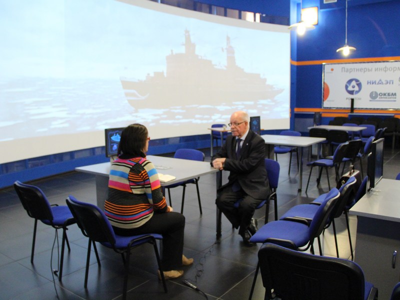 Фото к Об основных этапах атомного проекта рассказал академик РАН Илькаев Р. И.