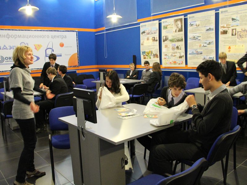 Фото к Эрудиты лицея № 87 в гостях у ИЦАЭ Нижнего Новгорода