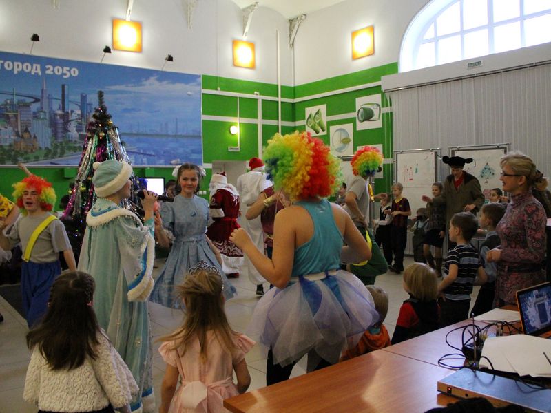 Фото к Новогодняя Благотворительная акция в ИЦАЭ Нижнего Новгорода