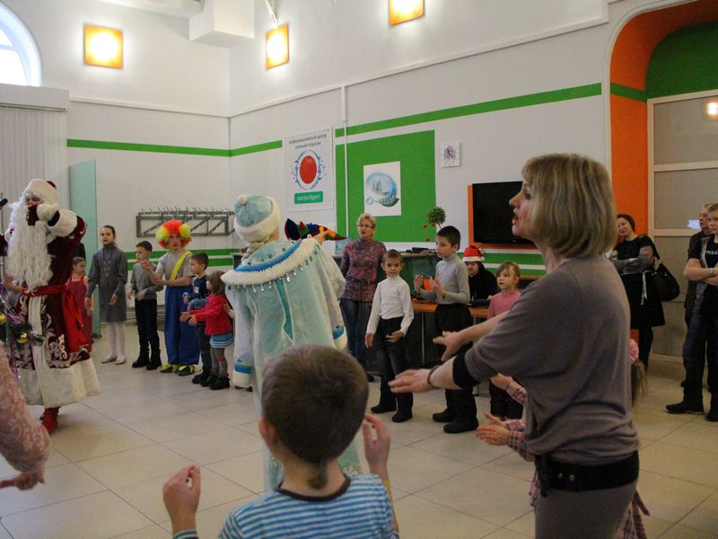 Фото к Новогодняя Благотворительная акция в ИЦАЭ Нижнего Новгорода