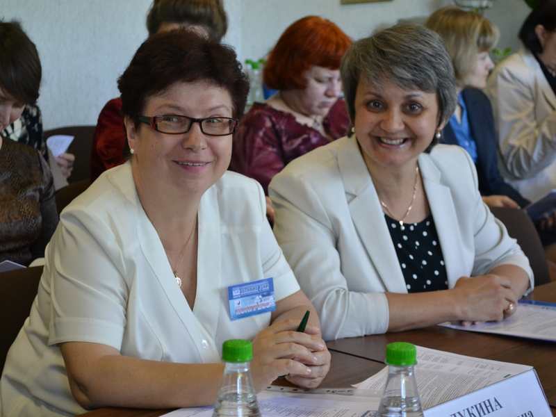Фото к Информационный центр по атомной энергии принял участие в Международном  форуме «Великие реки»