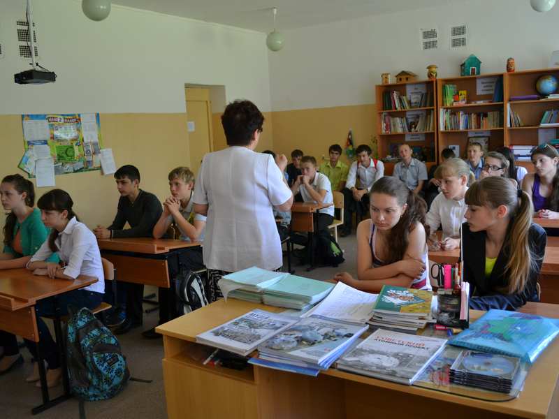 Фото к Библиотека Вознесенского района пополнилась книгами об атомной энергетике