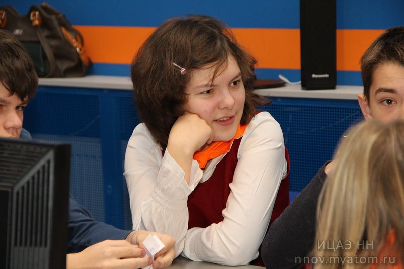 Фото к Лучшим игрокам «Эрудита» — подарки от ОАО «ОКБМ Африкантов»