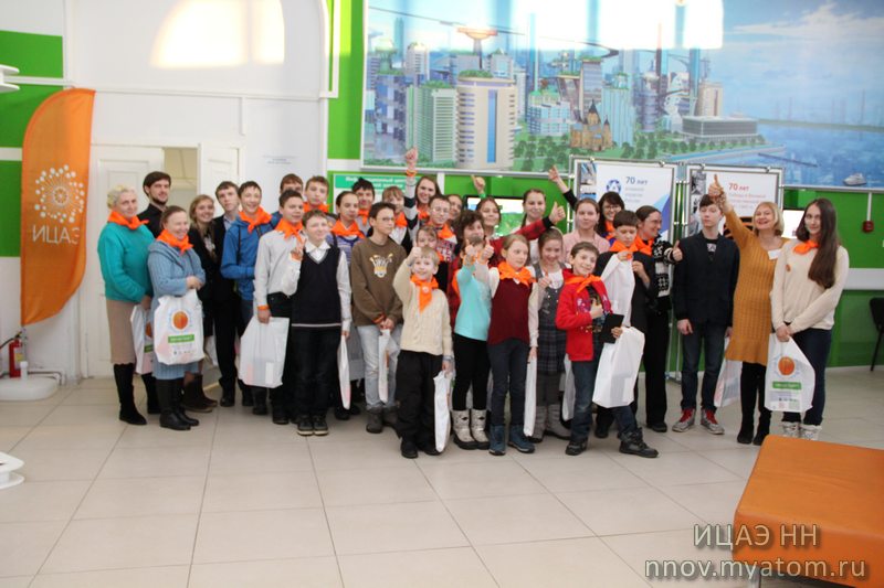 Фото к «Чкаловские звезды» подзарядились энергией знаний в ИЦАЭ