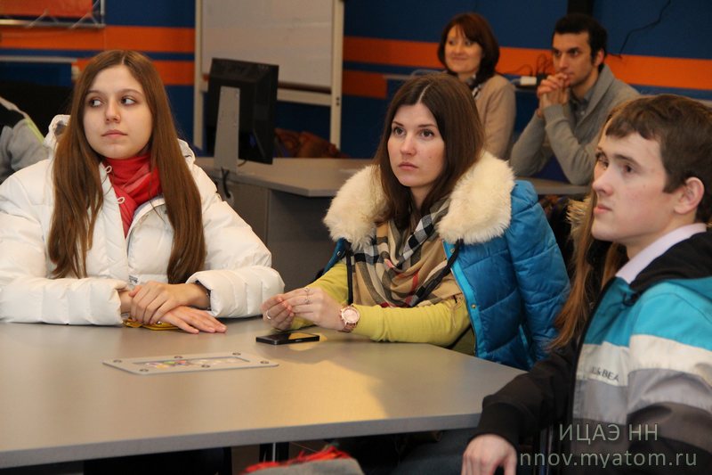 Фото к Будущие специалисты-экологи подробно узнали о безопасном обращении с радиоактивными отходами  в России