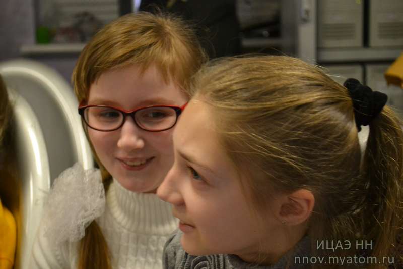 Фото к «Если очень захотеть – можно в космос полететь!» Информационный центр по атомной энергии принял участие в городском празднике в честь Дня космонавтики