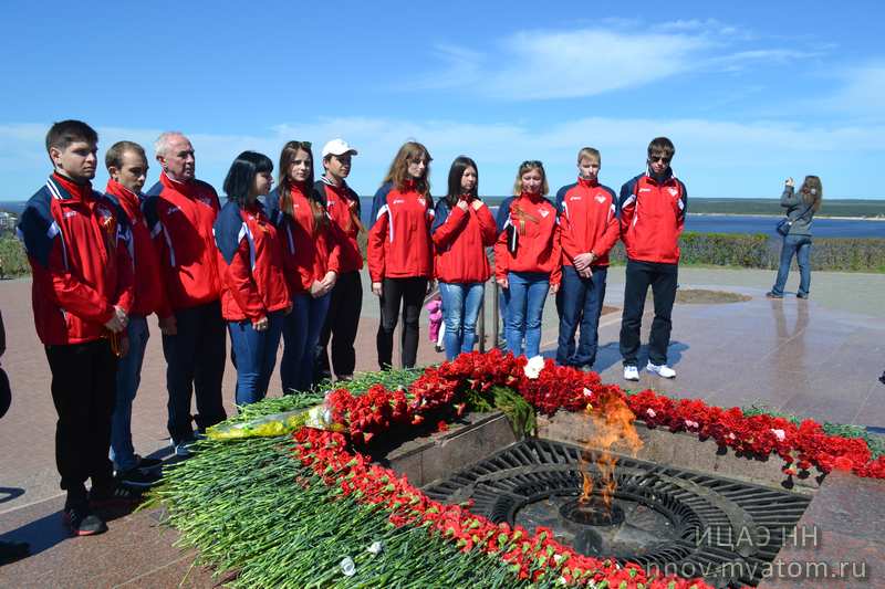 Фото к Информационный центр по атомной энергии принял участие в XII международном легкоатлетическом пробеге студентов, посвящённом 70-летию Победы