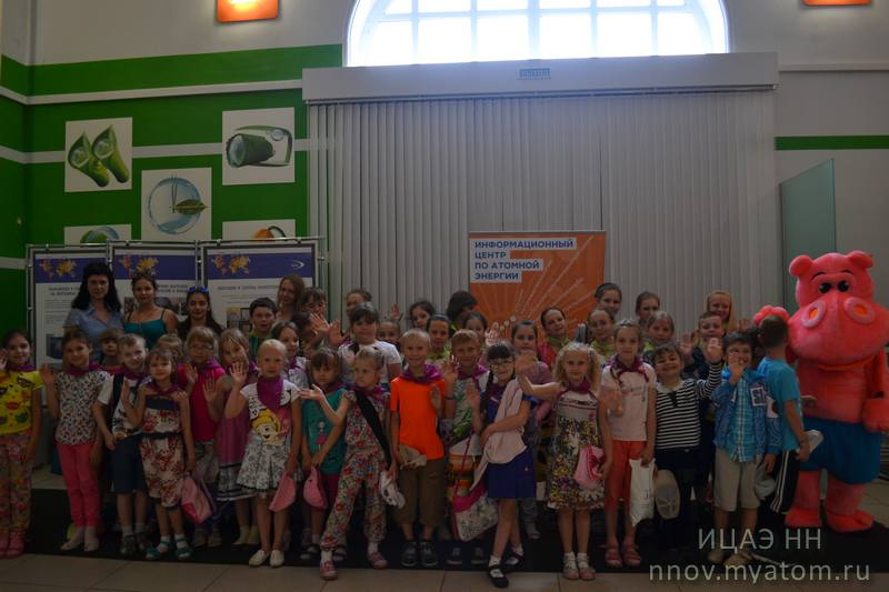 Фото к Должны смеяться дети: в ИЦАЭ прошла серия праздничных мероприятий