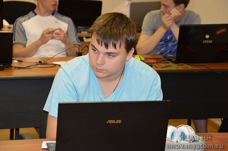 Фото к К реальностям программирования – цель VIII Летней школы в Технопарке «Саров»