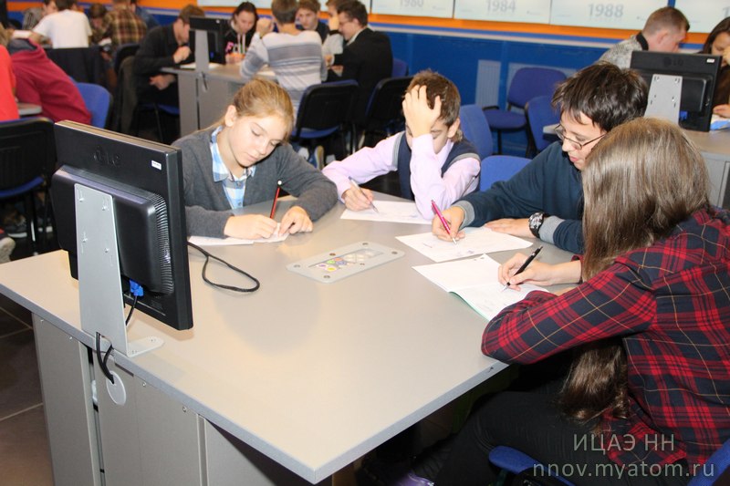 Фото к ФеНИсТ2015: учимся мыслить нестандартно (день третий на площадке ИЦАЭ)